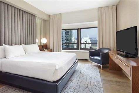 New York Hilton Midtown, New York City - Compare Deals