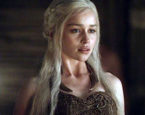 Item Of The Day: Go Brow Kit For Daenerys-Worthy Eyebrows Emilia Clarke ...