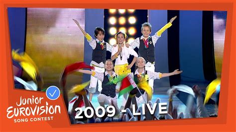 Junior Eurovision 2009 Belgium: Laura Omloop - "Zo verliefd (Yodelo)"