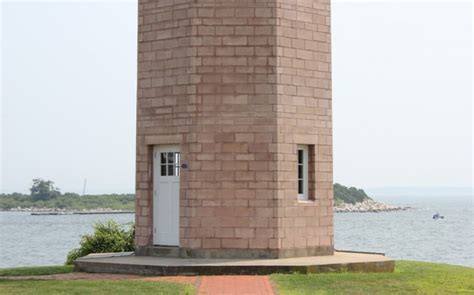 UConn Avery Point Lighthouse - Kronenberger & Sons Restoration, Inc.