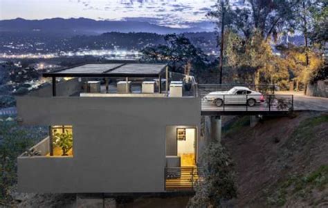 Modern House On Stilts Very Steep Down Slope Terrain ArchInspire ...