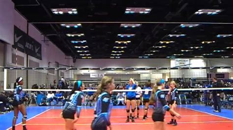 Houston Skyline 17 volleyball vs. Texas Titans - YouTube