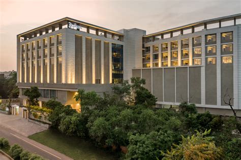 Radisson reaches 100-hotel mark in India