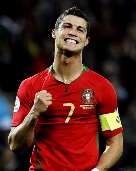 Cristiano Ronaldo In Red T Shirt Images | This Wallpapers