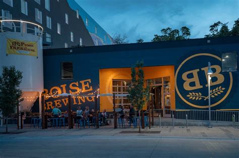 An East Coaster’s Guide To The Best Breweries In Boise