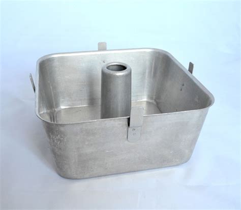 Vintage Wear Ever Aluminum Angel Food Cake Pan, Square Bundt Pan, Model ...