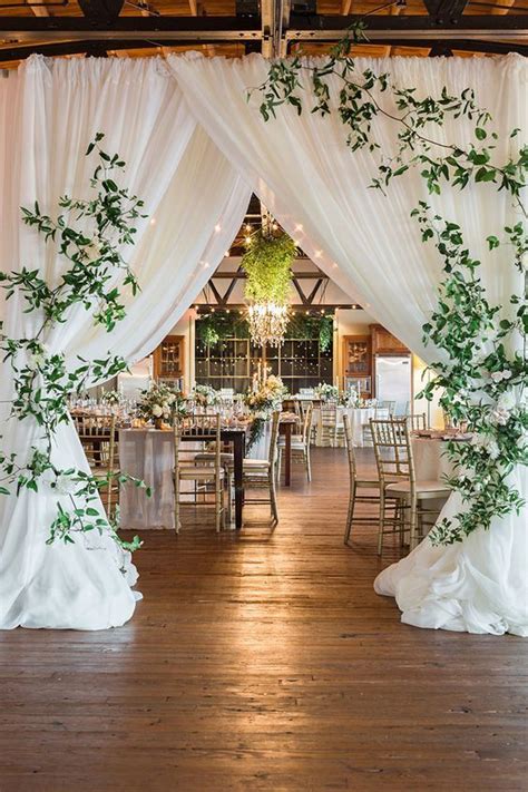 Earthy and Organic Wedding Style with Modern Greenery | Barn wedding reception, Greenery wedding ...