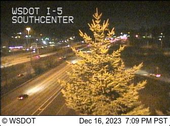 WSDOT - I-5 at MP 154.5: Southcenter - Washington State Traffic Cameras