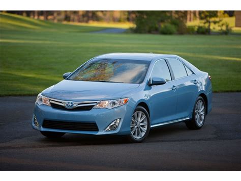 2014 Toyota Camry Hybrid Pictures: | U.S. News