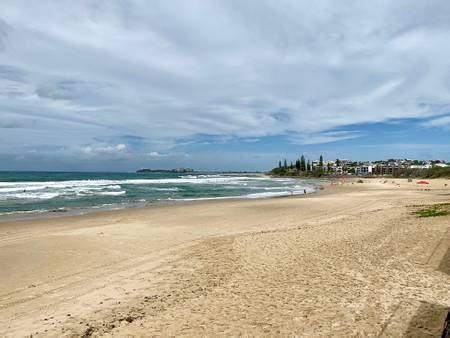 Best Beaches For Fishing In Maroochydore In 2023