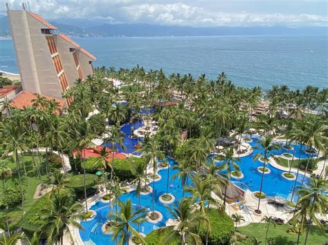 15 Best Family Hotels in Puerto Vallarta - Where to Stay with Kids ...