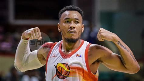 PBA yearender: Calvin Abueva fuels rise of Phoenix