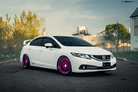 Improved Aerodynamics for Stylish Customized White Honda Civic Si | Honda civic si, Honda civic ...