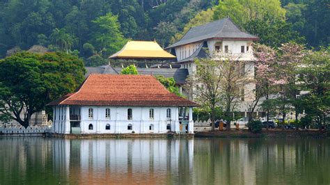 Luxury Kandy Holidays & Tours 2025/2026 - Sri Lanka | Abercrombie & Kent