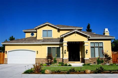 Blue House with Nice Landscaping Stock Image - Image of residence, grass: 14244313