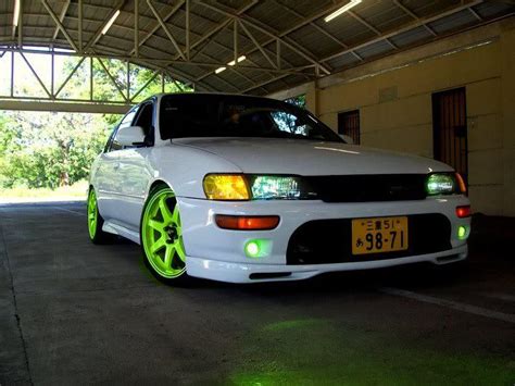 Toyota Cars: Toyota Corolla AE100