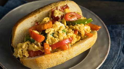 Demo Kitchen Recipes: Pepper & Egg Sandwich - A Chicago Classic Food Recipe