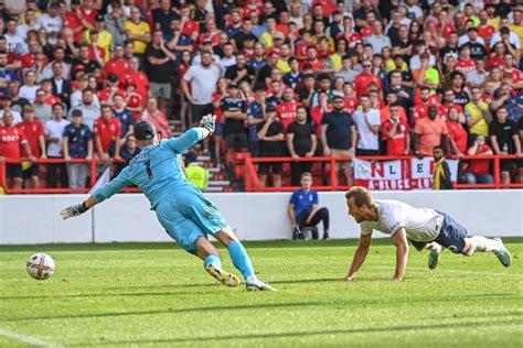 Harry Kane passes 200 goals as Spurs beat Nottingham Forest - Futbol on ...