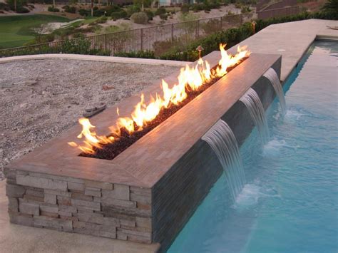 Small Outdoor Gas Fire Pit | FIREPLACE DESIGN IDEAS