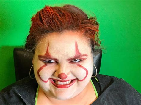 Last Minute Pennywise Makeup Tutorial