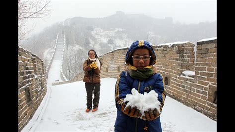 Great Wall of China - Hiking in Winter - YouTube