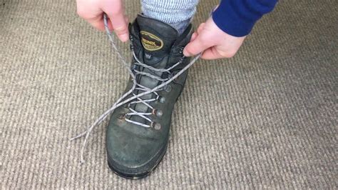 How to tie hiking boots: heel lock lacing - YouTube