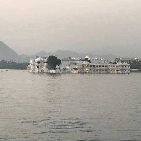 LAKE PALACE HOTEL (Jaipur, Rajasthan) - Lodge Reviews, Photos, Rate Comparison - TripAdvisor