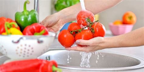 How to Wash Fruits & Vegetables with Vinegar & Baking Soda | Assuaged