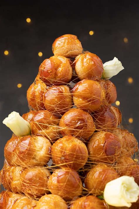 Croquembouche (VIDEO) - Spatula Desserts