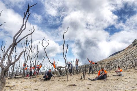 Camping With Kids: Gunung Papandayan Garut - Ajak Anak