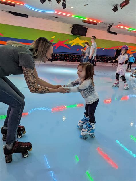 Beginner Skate Lessons Drop-in - Tarry Hall Roller Skating Rink