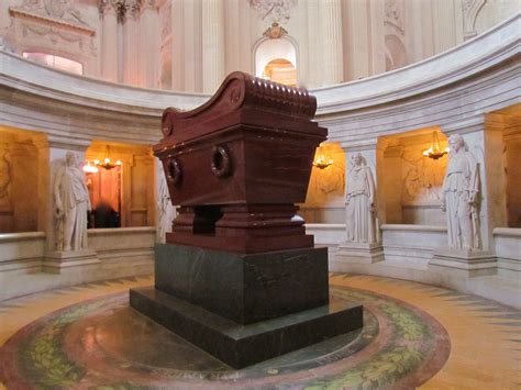 Napoleon's Tomb. | Paris landmarks, Napoleon, Paris