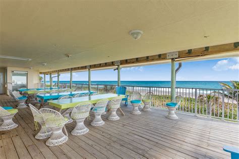 Jupiter Inlet Beach Club | Beach club, Outdoor structures, Pergola