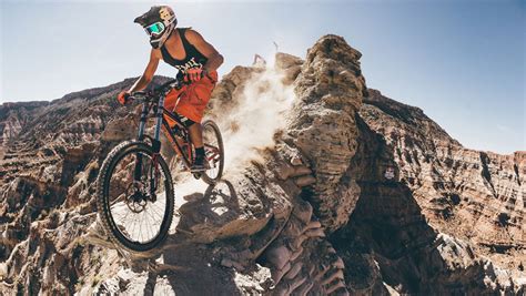 How Body-Worn Cameras are Revolutionizing Extreme Sports | Vedosoft