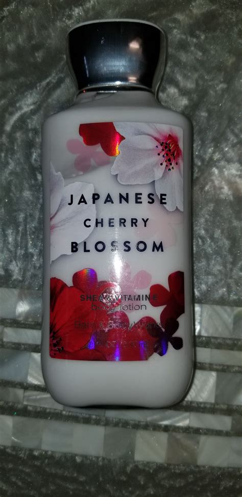 BATH & BODY WORKS JAPANESE CHERRY BLOSSOM BODY LOTION 8 fl.oz PERFECT DAILY MOISTURIZER ...