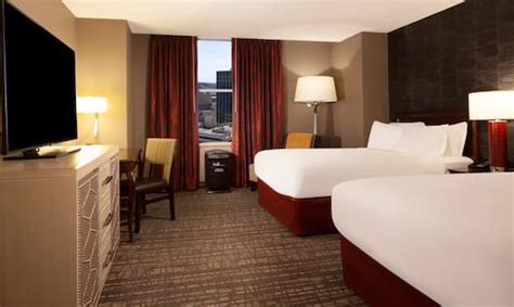 Hilton Hotel Accommodations in Downtown Fort Worth