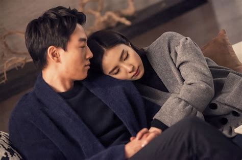 K-Drama Review: "Black Knight" Fails To Keep A Promising Romantic Tale