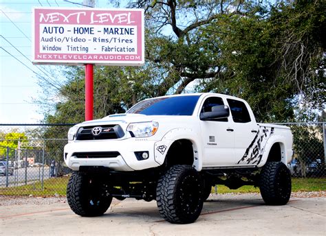 Toyota-Tacoma-lifted-profile | Orlando Custom Audio