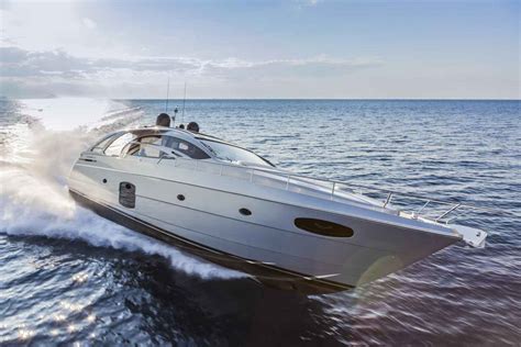 11 Excellent Express Cruisers | Yachting