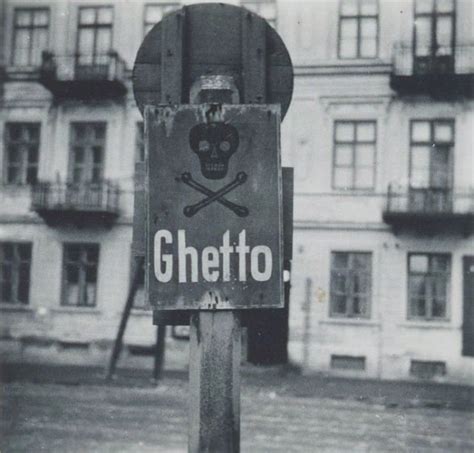 Ghettos in occupied Poland | Anne Frank House