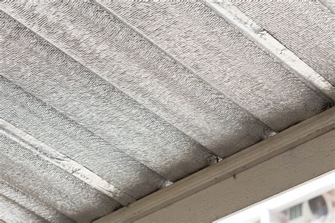 How To Install Roof Insulation Foil? - HVACseer.com