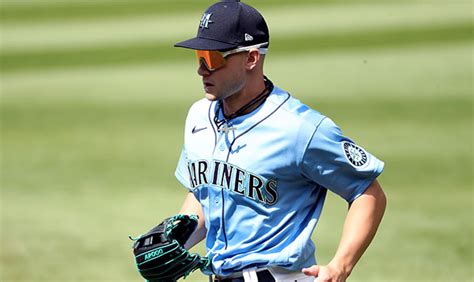 Mariners aren't tipping off where Jarred Kelenic's 2021 season will start