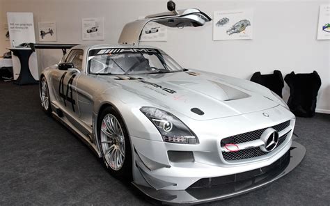 First Drive: Mercedes-Benz SLS AMG GT3