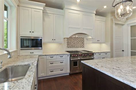 Bianco Antico Granite Countertops (Pictures, Cost, Pros and Cons)