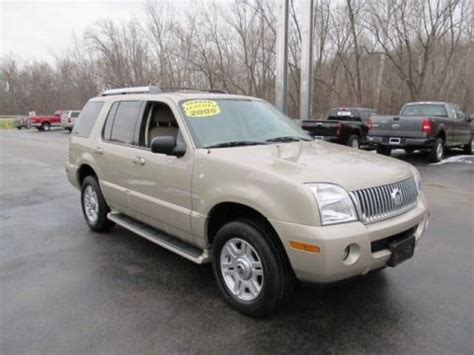 2005 Mercury Mountaineer Data, Info and Specs | GTCarLot.com