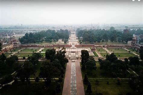 17th Century - The Shalimar Gardens Shalimar Bagh Lahore - Pakistan ...