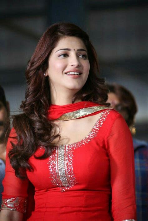 Shruti Haasan in Salwar Kameez and Latest casual Dress Wallpapers