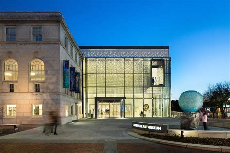 Asheville Art Museum – Art in America Guide