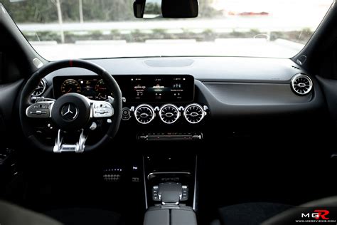 Review: 2021 Mercedes-Benz GLA 45 AMG - M.G.Reviews