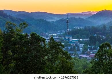 4,141 Gatlinburg tennessee Images, Stock Photos & Vectors | Shutterstock